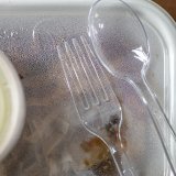 Une action nationale de comptage du plastique jeté sera menée pendant une semaine début avril. Les inscriptions peuvent se faire dès maintenant. (photo symbolique) KEYSTONE/CHRISTIAN BEUTLER
